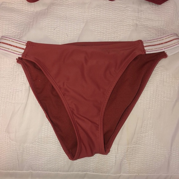 Cute matching bathing suit set !! - Picture 4 of 4